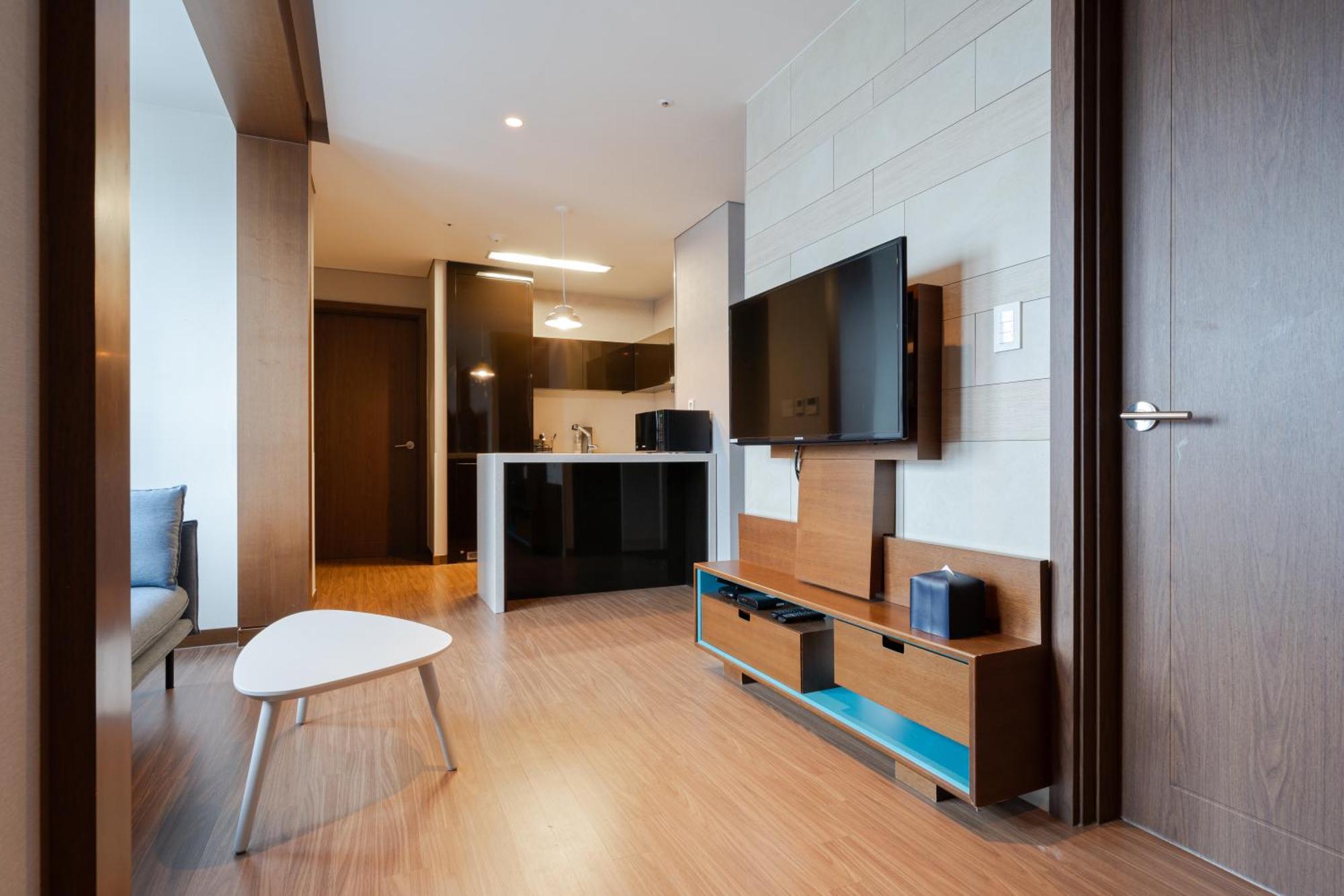 Urbanstay Haeundae Station Pusan Zewnętrze zdjęcie